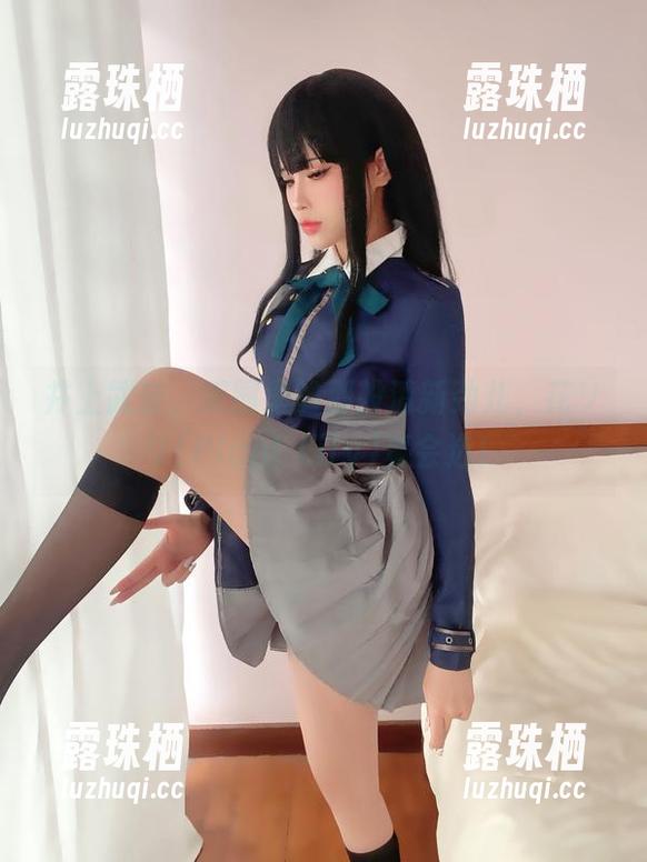 井上武奈，美图里的那股清新劲儿，花リリ(Plant Lily)真会选！